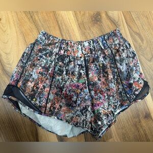 Lululemon shorts. Hotty Hot Short 4”.